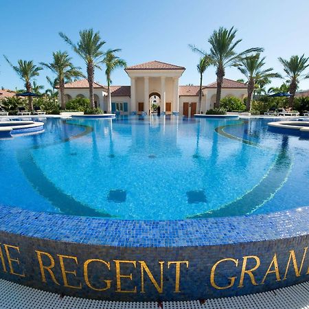 מלון גרייס ביי The Regent Grand מראה חיצוני תמונה